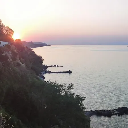 酒店 Koralli Sea View 卡图亚该亚